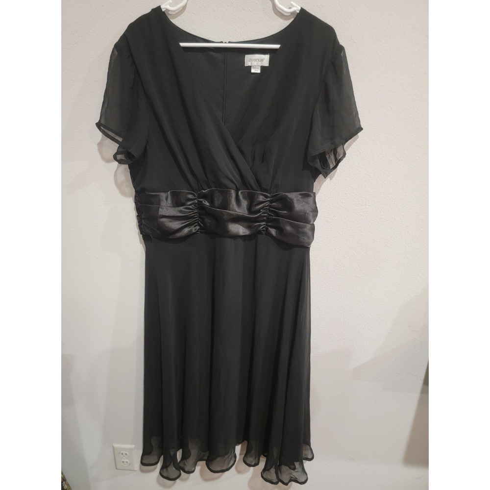 Avenue 18W Black Chiffon Midi Dress, Lined, V-Neck, Sheer Sleeves,‎ Flirty Hem